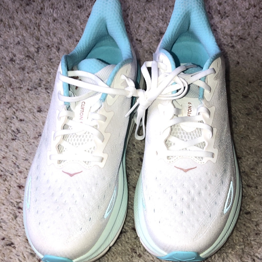 HOKA Clifton 9 shoe for women